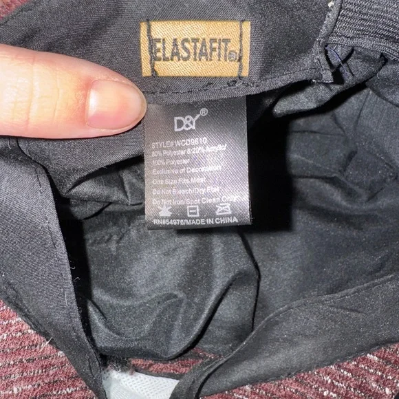 Burgundy Newsboy Cap - Picture 3 of 3